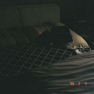 张柏芝吃鸡图片原图高清
